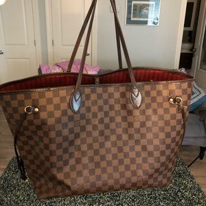 GREAT Deal!  Authentic LV Neverfull GM